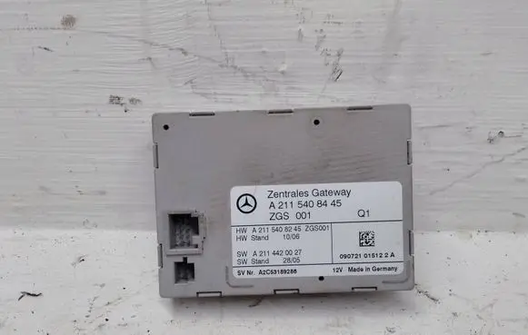 Mercedes-Benz CLS C219 Door central lock control unit/module A2115408445