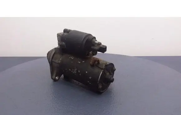Skoda Octavia Mk1 (1U) Starter motor 02A911024