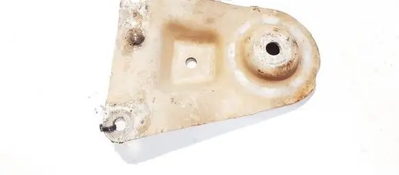 Audi A4 S4 B5 8D Engine mounting bracket 8d0399541b