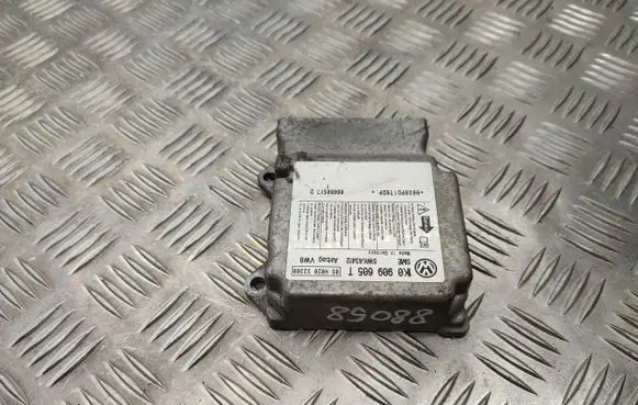 Volkswagen Golf V Airbag control unit/module 1K0909605T