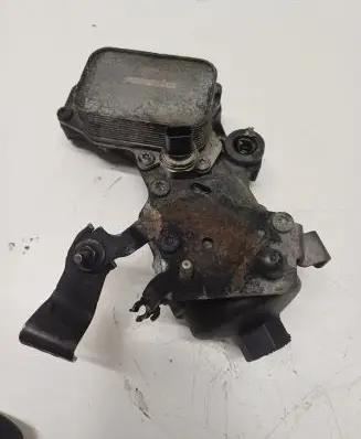 Peugeot Partner III Oil filter mounting bracket 9823532380