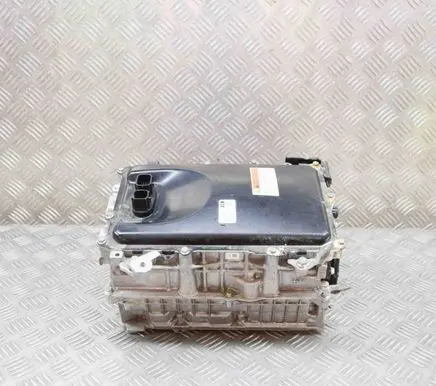 Toyota Prius (XW50) Voltage converter inverter G920047272
