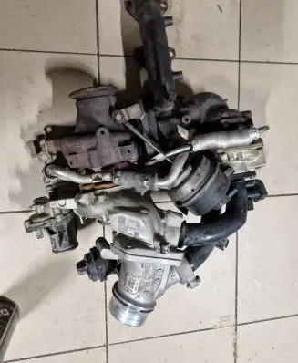BMW 5 G30 G31 Turbo 8587539 17459700018