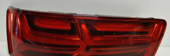 Audi Q7 4M Rear/tail lights 4M0945093M