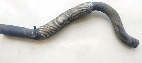 Ford Mondeo Mk III Engine coolant pipe/hose
