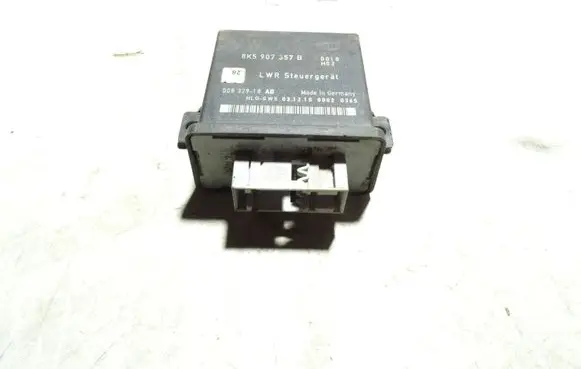 Audi A5 8T 8F Light module LCM 8K5907357B