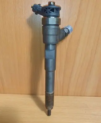Renault Captur Fuel injector H8201453073
