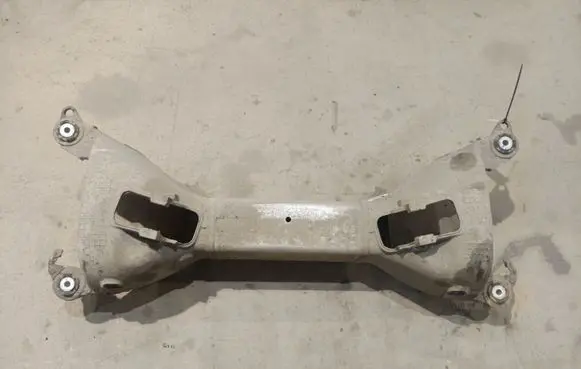 Peugeot 407 Rear subframe 