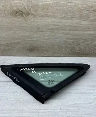 Volkswagen Caddy Front triangle window/glass 2K0845412