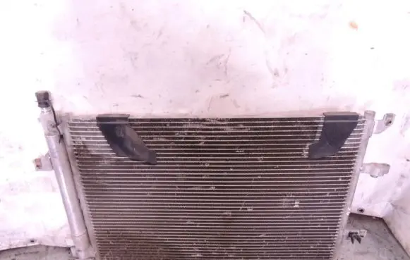 Volvo XC70 A/C cooling radiator (condenser) D86