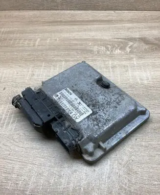 Opel Astra G Engine control unit/module ECU 09181243 0281010050