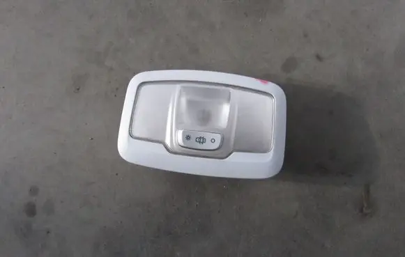 Peugeot 308 Rear seat light 96781443