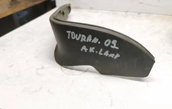 Volkswagen Touran I Rear/tail light trim molding 1t0945311