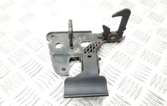 Audi A6 S6 C6 4F Engine bonnet/hood lock/latch loop/hook 4F0823480