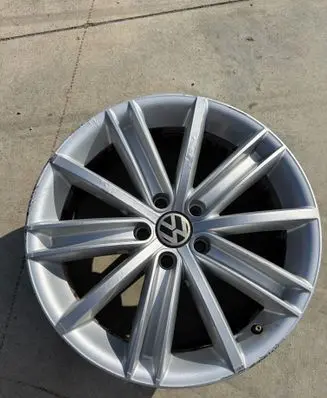 Volkswagen Tiguan R18 alloy rim 5N0601025D 11317