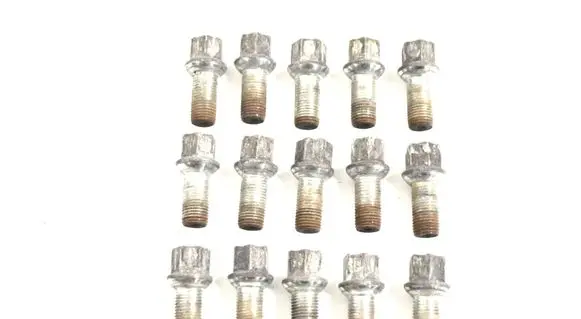 Mercedes-Benz Sprinter W906 Nuts/bolts 