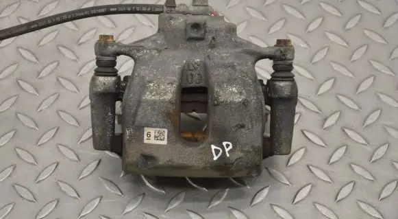 Toyota C-HR I Front brake caliper