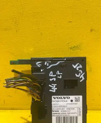 Volvo V50 Electric power window relay 41295170AA