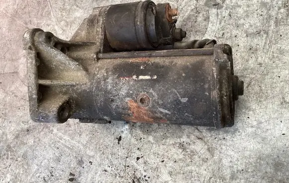 Renault Megane III Starter motor