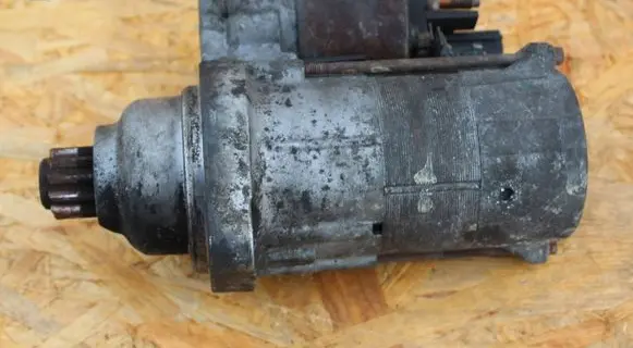 Volkswagen Passat Alltrack Starter motor 02M911023N
