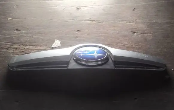 Subaru Forester SJ Front grill 91122SG020