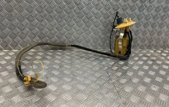 Volvo V70 In-tank fuel pump 30671866