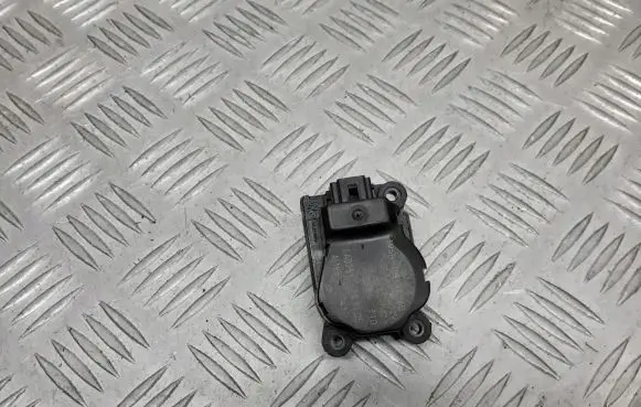 Ford Focus Central body control module 3M5H-19E616-AB
