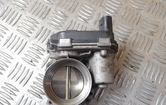 Skoda Octavia Mk4 Throttle body valve 04E133062T 041312929 V29073596