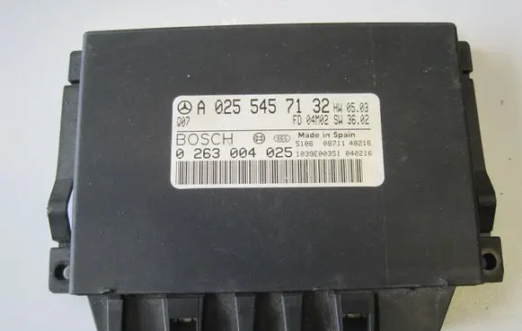 Mercedes-Benz E W211 Parking PDC control unit/module A0255457132