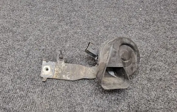 Audi A3 S3 8V Horn signal 5Q0951223F 8V0951209C