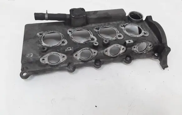 Opel Astra H Rocker cam cover 