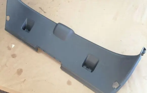 Peugeot 3008 I Tailgate trim 9670581877
