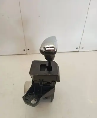 Lexus CT 200H Gear shifter/selector 75C833LHD PA66GF33