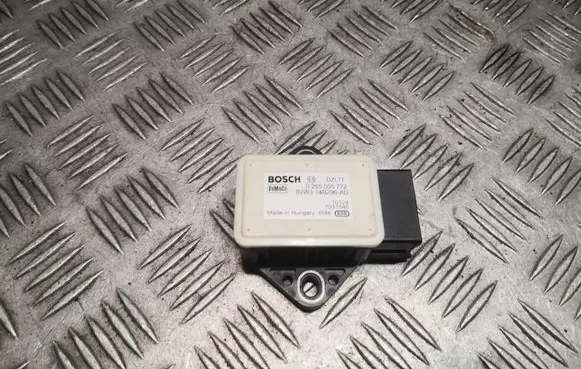Jaguar XJ X351 Acceleration sensor 8W8314B296AD