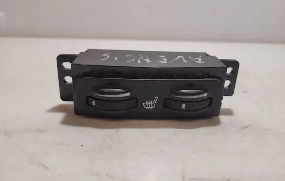Toyota Avensis T250 Seat heating switch 453417