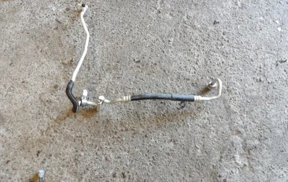 Mazda MX-5 ND Air conditioning (A/C) pipe/hose NA6W61462