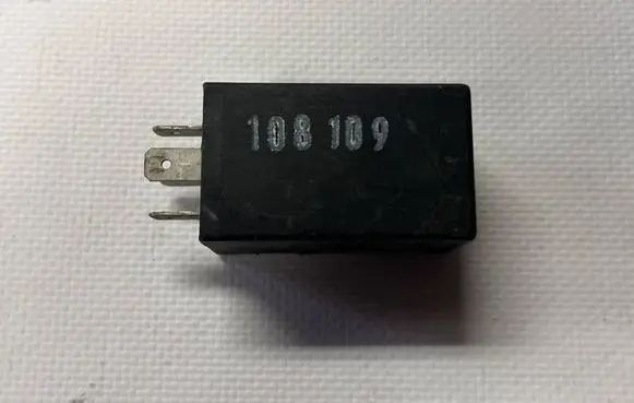 Audi A6 S6 C6 4F Other relay 4D0907131A D19500