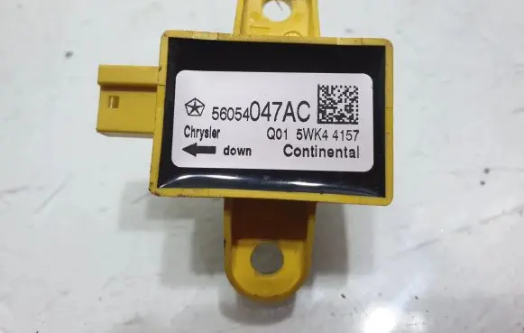 Chrysler Town & Country V Airbag deployment crash/impact sensor 56054047AC