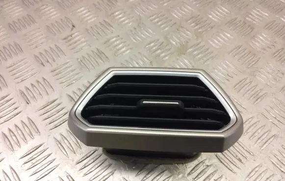 Seat Leon IV Dashboard air vent grill cover trim 5fc820901a