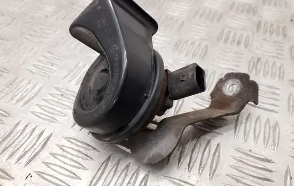 Skoda Octavia Mk2 (1Z) Horn signal
