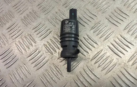 BMW 3 E92 E93 Windscreen/windshield washer pump 7302589