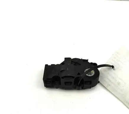 Porsche Taycan 9J1 Air flap motor/actuator CZ1139302190