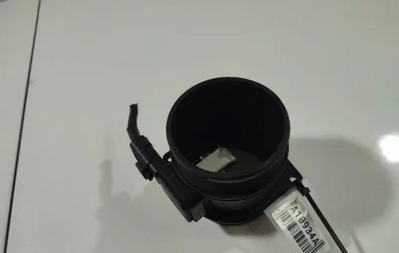 Volvo S40 Mass air flow meter 5WK97002