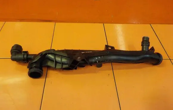 Peugeot 308 Engine coolant pipe/hose 9807502380 11MB58