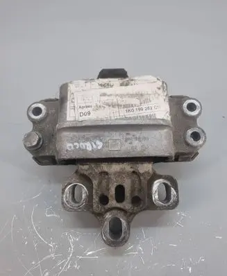 Volkswagen Scirocco Engine mount bracket 1K0199263