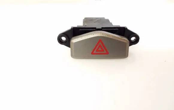 KIA Carens I Hazard light switch