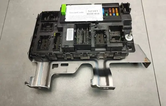 Volkswagen Amarok II BSM Control unit NU5T15604