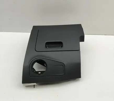 Volkswagen Tiguan Glove box 5NC858365 5NC857919