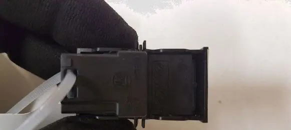 Volvo V70 Central locking switch button 30710475