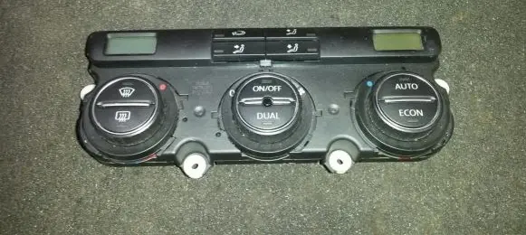 Volkswagen PASSAT B6 Climate control unit